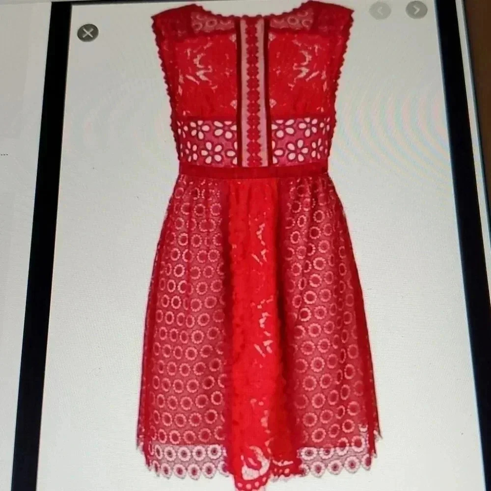 BOUTIQUE MOSCHINO LACE OVERLAY DRESS